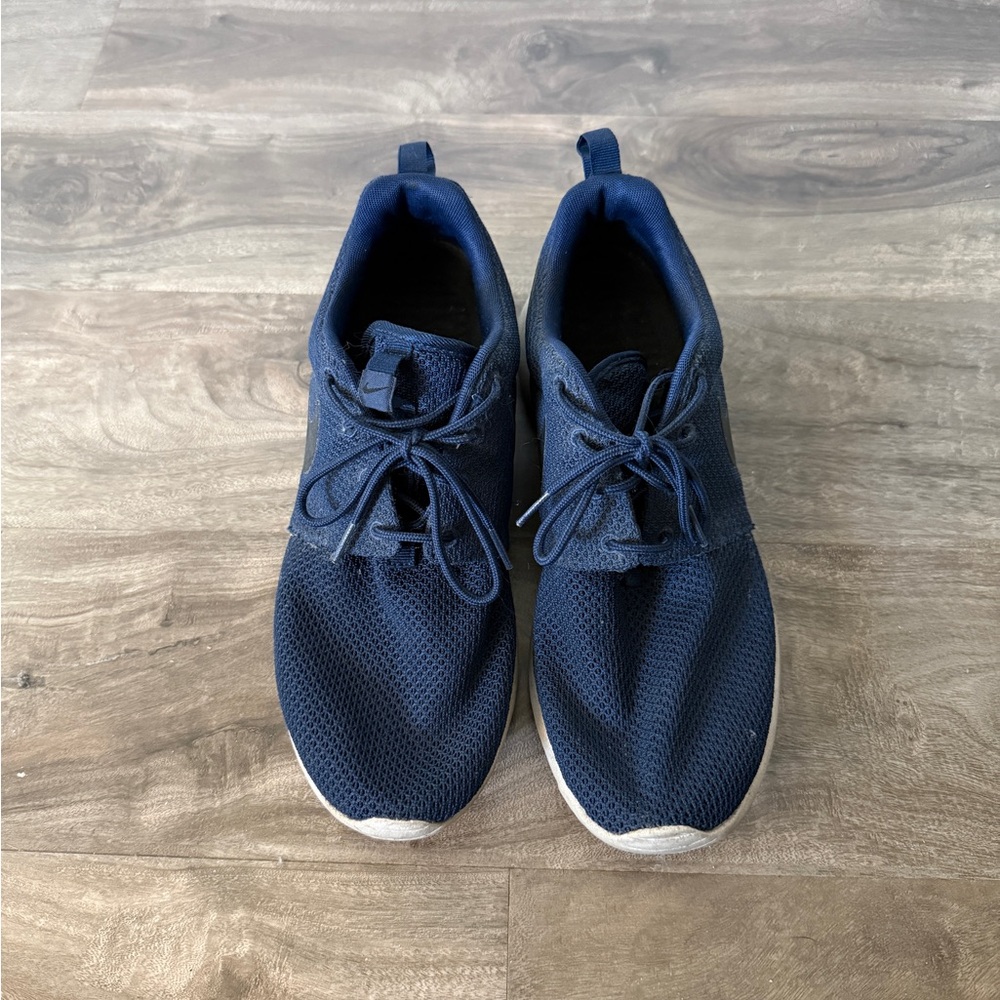 Nike Roshe Shoes